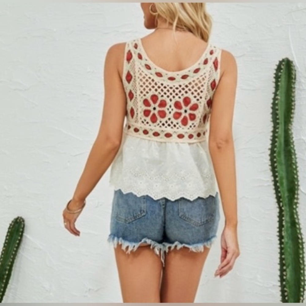 NWT Qed London Floral Crochet Knit Flowy Boho Beach Sleeveless Top Small/Med - Picture 2 of 8